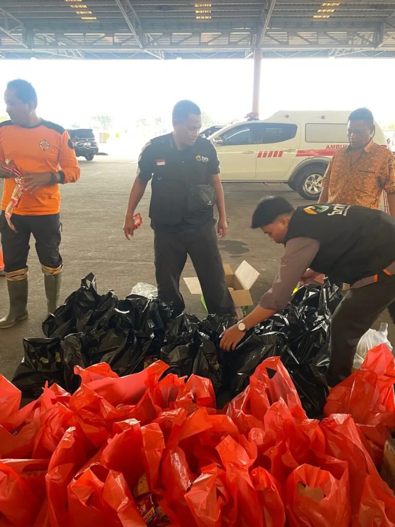 Amanah Zakat Tembus Banjir, BMH Gerak Cepat Salurkan Bantuan untuk Penyintas Langkat